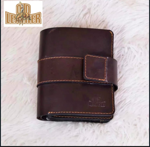 Magnetic Pin Bi-Fold Wallet - Image 3