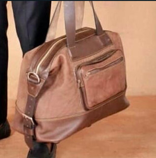 Old Leather Oversized Travel Bag - Image 2