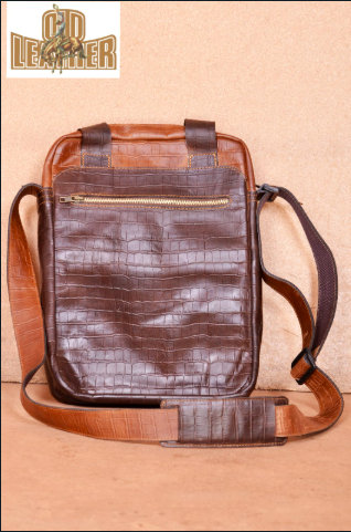 Crossbody laptop Bag - Image 2