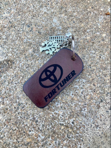 Double Engraved Keyholder - Image 2