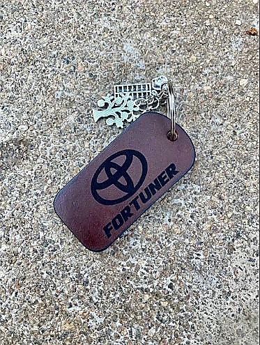 Double Engraved Keyholder