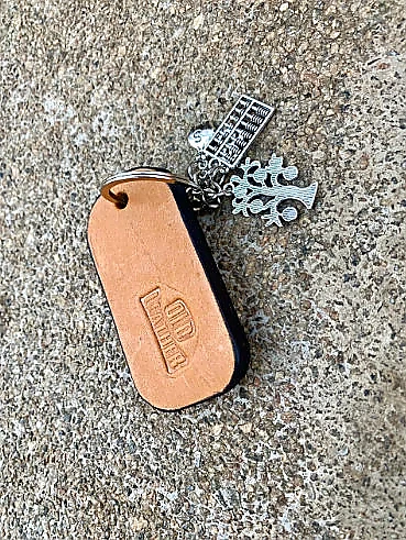 Double non-engraved keyHolder