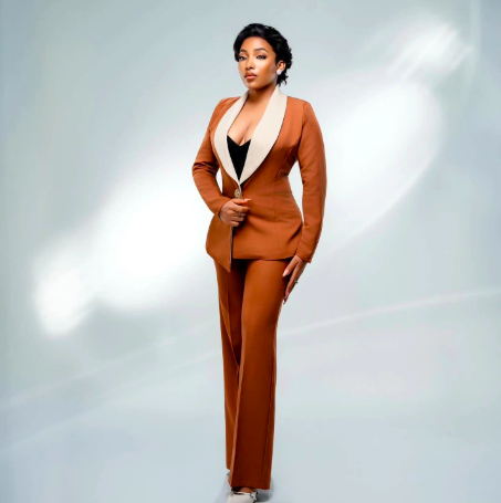 Mapinge's Ladies suits